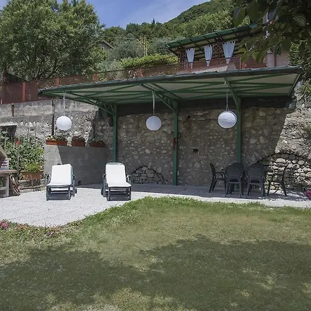 Idillio- Vista Lago Gardone Riviera